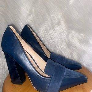 Tory Burch Navy Leather Sole Heels Size 8